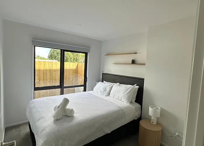 Brand New Modern Comfort - 3 Bedroom 2 Bathrm * Rotorua
