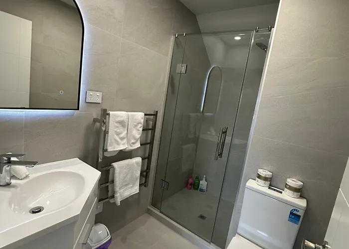 Appartement Brand New Modern Comfort - 3 Bedroom 2 Bathrm