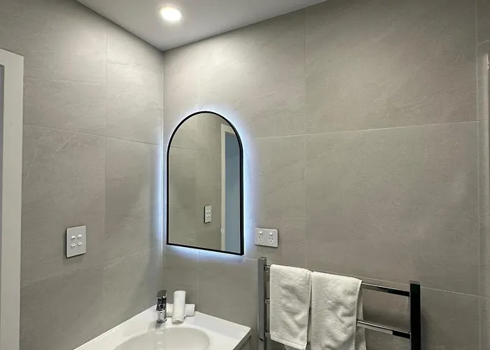 Brand New Modern Comfort - 3 Bedroom 2 Bathrm Appartement Rotorua